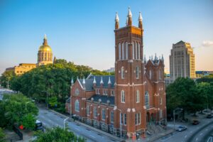 Capitol building and a church representing separation of church and state